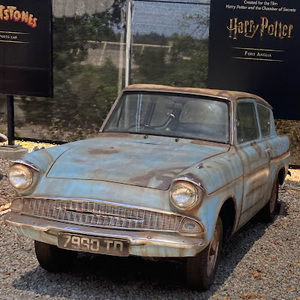 Meet your Posher, Charles